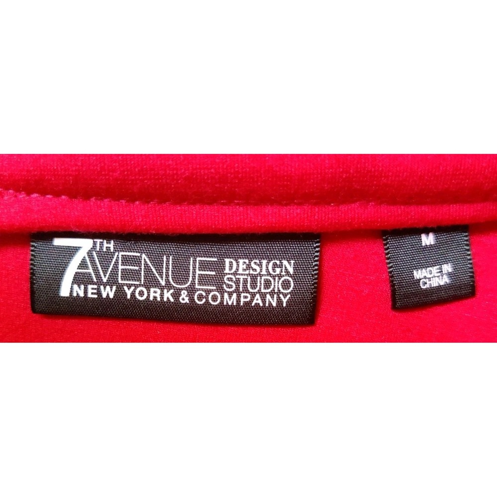 New York & Company 7th Avenue Women's Mock Turtleneck Top Silhouette Red Size M - Picture 3 of 5